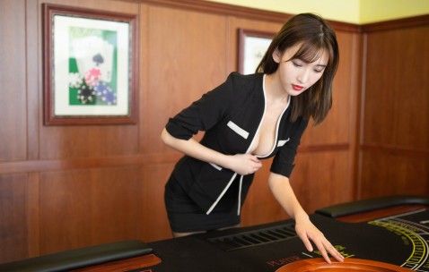 怀孕初期右腹轻微疼痛怎么回事（孕初期右腹部隐痛的原因）