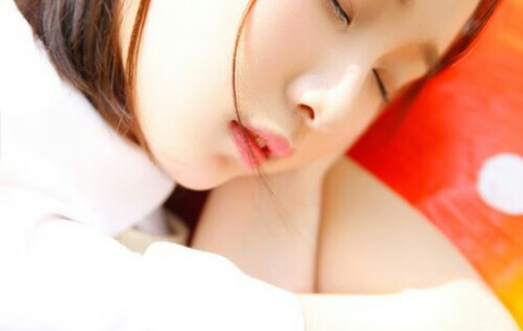 怀孕初期小腹不舒服是怎么回事呢（怀孕初期小腹不舒服是怎么回事呢女性）